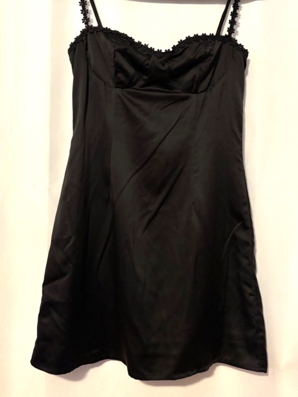 Black Satin Slip Dress Women’s US 4 EU 36 Lace Trim Mini .Luvalot